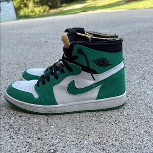 Nike Green and White High-Top Sneakers